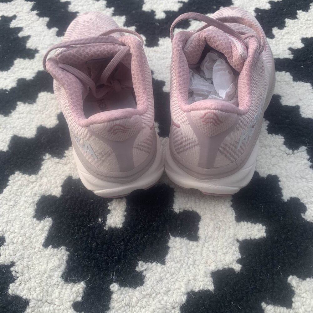 Hoka One One Clifton 9 Women’s Running Shoes 6.5, 7, 7.5 - Picture 3 of 5